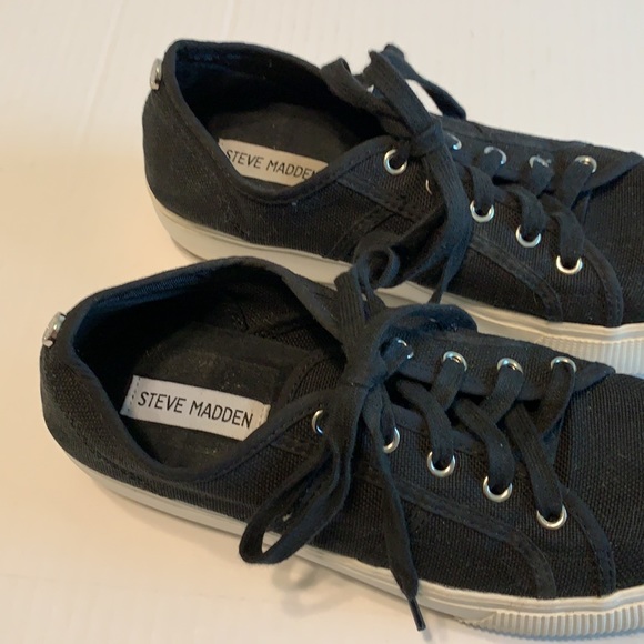 Steve Madden Emmi Platform Sneakers - Picture 4 of 9